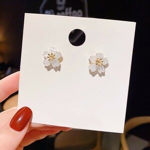 ピアス 桜 チベットシルバー メンズ レディース 韓国 アクセサリー ノーブランド #C206-2