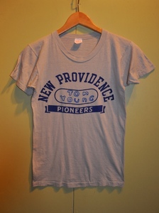 ビンテージ 70年代 NEW PROVIDENCE UNIVERSITY PIONEERS ニュー プロビデンス 大学 チャンピオン プロダクツ タグ 染め込み Tシャツ