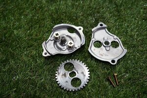 ドリーム50★オイルポンプ oil pump★ DREAM50 AC15 実働 エンジン engineparts AC15E 検 APE XR エイプ★①4R092106★