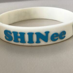 SHINeeラバーバンド