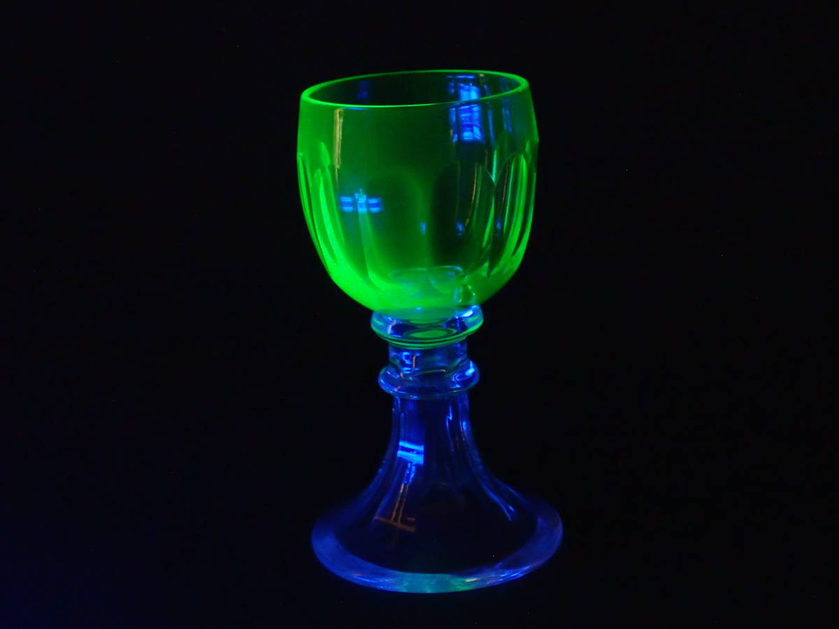 ヤフオク! -ウランガラス グラスの中古品・新品・未使用品一覧