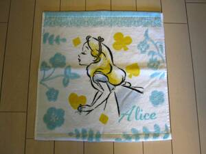 3.[ new goods ] Disney mystery. country. Alice * soft hand towel less . thread 