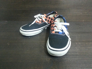 パンクロックスタイルVANS×BEAMSアシンメトリーチェッカーERAスニーカー