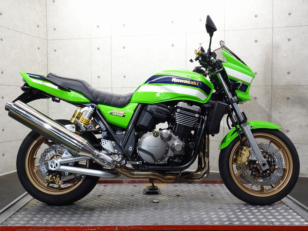 ZRX1200Dの値段と価格推移は?|405件の売買データからZRX1200D ZRX1200Dの値段と価格推移は?|405件の売買データからZRX1200D