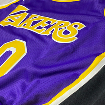 USA正規品 【L】 NIKE ナイキ NBA ロサンゼルス レイカーズ LA LAKERS カイルクーズマ KUZMA ＃０ オーセンティック バスケシャツ 紫_画像3