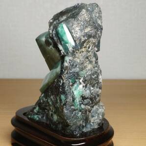 【緑柱石・679g】 エメラルド ベリル 原石 宝石 ジュエリー 誕生石 鑑賞石 自然石 天然石 鉱物 インテリア の画像5