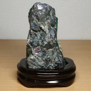 【緑柱石・679g】 エメラルド ベリル 原石 宝石 ジュエリー 誕生石 鑑賞石 自然石 天然石 鉱物 インテリア の画像6