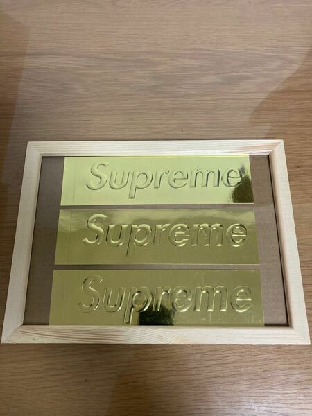 supreme ステッカー