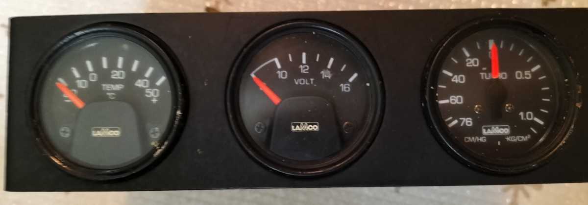 新製品情報も満載 LAMCO ラムコ 40パイ メーター 油温 油圧 ブースト計 