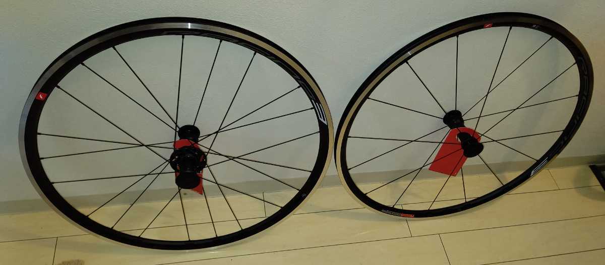 ヤフオク! -「フルクラム レーシング 3」の落札相場・落札価格