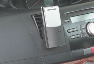 送料込 便利/車内にお一つどうぞ ソフト携帯電話ホルダー 車内の小物やリモコン入れとしても利用可能 ガラケー ガラホ 二つ折り携帯