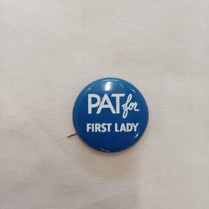 ビンテージ　PAT FIRST LADY　ファーストレディー　缶バッジ　雑貨　アンティーク　220913