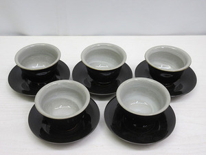 ★YC5773　回　湯呑茶碗　茶托　5客セット　黒　貫入陶器　湯呑　湯のみ　茶器　和食器　昭和レトロ　送料無料★