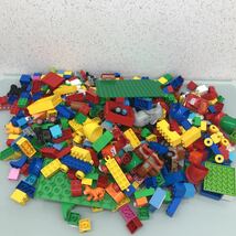 【ジャンク】LEGO レゴデュプロ レゴ以外も有り 大量セット フィグ 傷汚れ有り 100サイズ_画像1