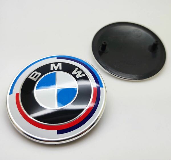BMW ボンネットエンブレム　82mmエンブレム　BMWエンブレム　即購入ok BMW50周年