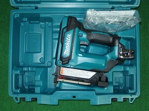 マキタ PT354DZK 10.8V充電式ピンタッカ 本体のみ+ケ－ス バッテリ・充電器別売 新品 ピンネイラ