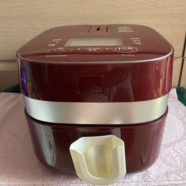 TOSHIBA 備長炭かまど本羽釜(真空IH保温釜) RC-10ZPH-R