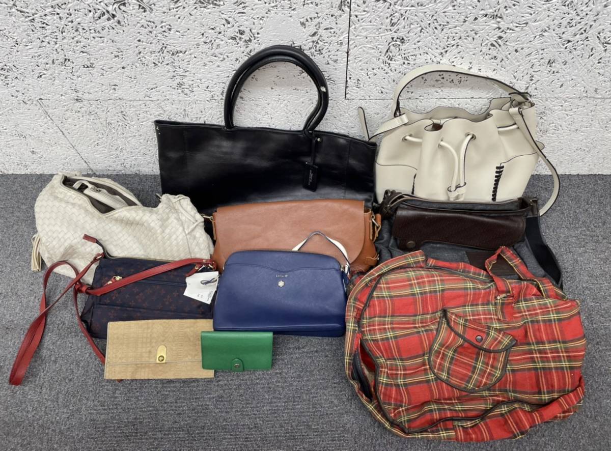 ヤフオク! -「luria 4°c 財布」の落札相場・落札価格