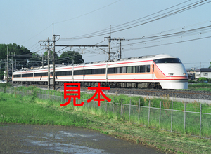 鉄道写真、645ネガデータ、159439590005、特急スペーシアきぬがわ（100系、108F）、JR東北本線、蓮田〜東大宮、2010.05.16、（4569×3346）