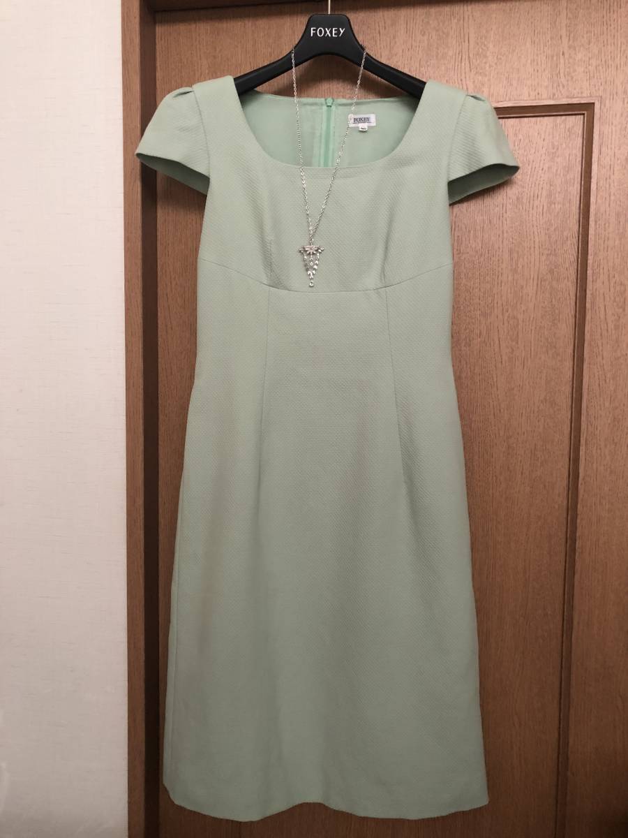 ヤフオク! -フォクシー ワンピース 40の中古品・新品・未使用品一覧
