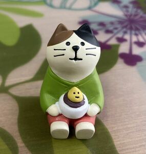 コンコンブル 月見大福猫 ネコ ねこ 新品 concombre 置物 マスコット 廃盤 レア デコレ DECOLE