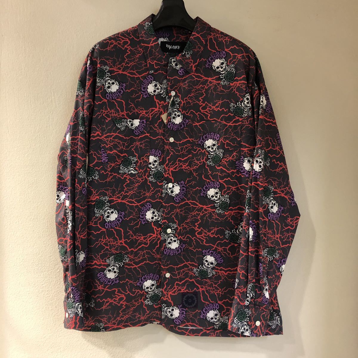 ヤフオク! -「masses」(シャツ) (メンズファッション)の落札相場・落札価格