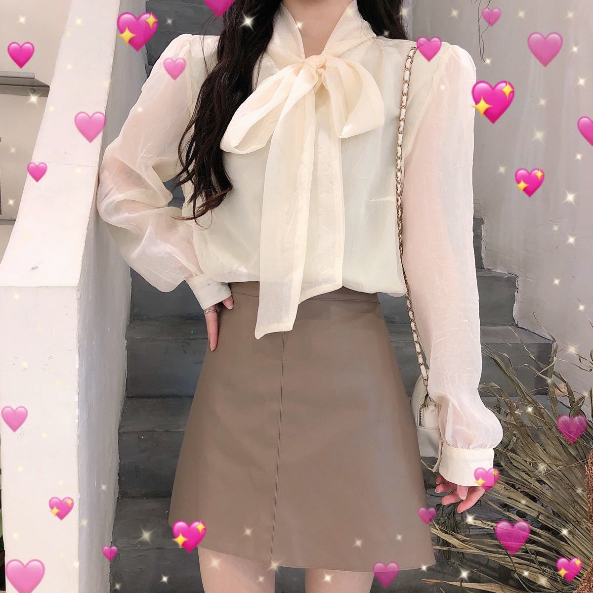10%OFF】 【ROCHAS】小バラ柄 SILKシフォン サカイ バックリボン