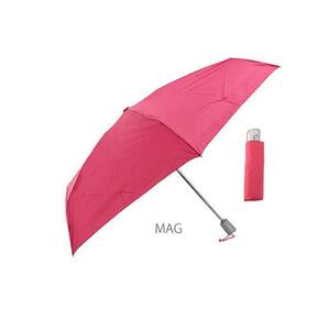 Isotoner totes Auto Open Close Umbrella with SunGuard and NeverWet Magen