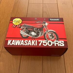 レッドバロン　創立50周年記念特別仕様　ミニレプリカ　世界の名車シリーズ vol.39 KAWASAKI 750-RS