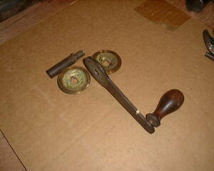  music box. repair (No.2) input side mechanism [..(.). middle. antique music box atelier ]