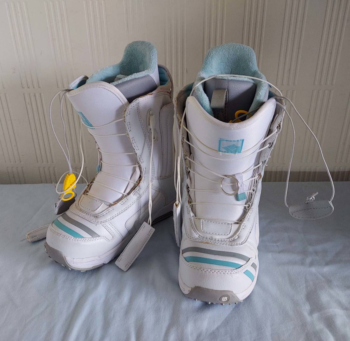 ヤフオク! -burton emeraldの中古品・新品・未使用品一覧