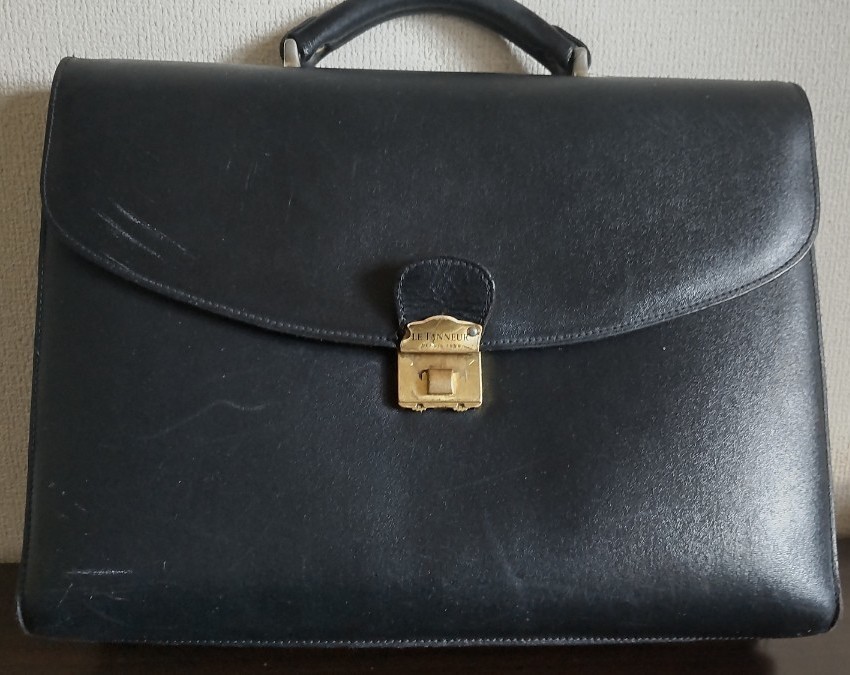  オーストリッチ　ビジネスバッグ　フランス製　A4サイズ　書類鞄