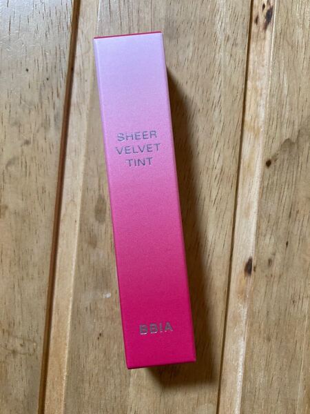 SHEER VELVET TINT☆04 HOLLY CHERRY☆BBIA☆新品未開封