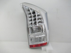 ■ トヨタ プリウス ZVW30 前期 純正 右 テールランプ ライト LED 【 STANLEY P8007 】 (M049888)