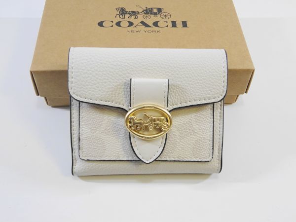 COACH 財布 二つ折りの値段と価格推移は?|2,789件の売買情報を集計 ...
