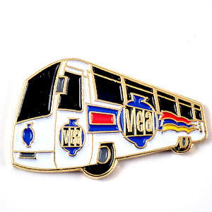  pin badge * white large type bus car * France limitation pin z* rare . Vintage thing pin bachi