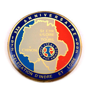  pin badge *IPA international police association Police map * France limitation pin z* rare . Vintage thing pin bachi