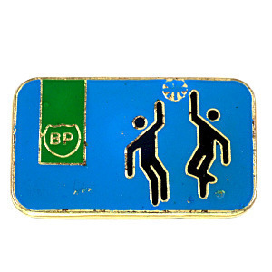  pin badge *BP kerosene volleyball player * France limitation pin z* rare . Vintage thing pin bachi