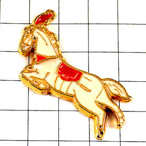  pin badge * white horse scarf red saddle . feather decoration * France limitation pin z* rare . Vintage thing pin bachi