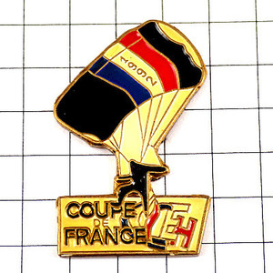  pin badge * paraglider pala Shute empty middle sport convention * France limitation pin z* rare . Vintage thing pin bachi