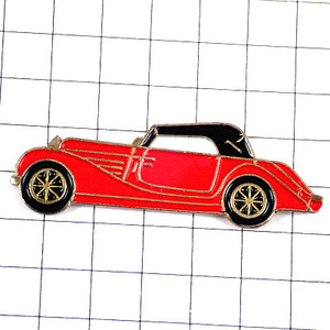 ピンバッジ・赤い車オールドカー黒い屋根◆フランス限定ピンズ◆レアなヴィンテージものピンバッチ