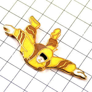  pin badge *pala Shute falling middle * France limitation pin z* rare . Vintage thing pin bachi