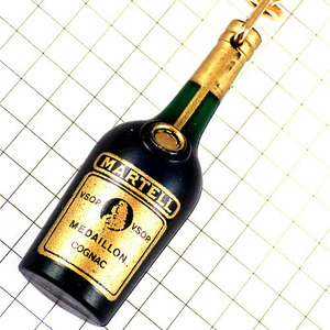 キーホルダー・ルイ14世コニャック酒マーテル肖像◆フランス限定ポルトクレ◆レアなヴィンテージものアンティーク