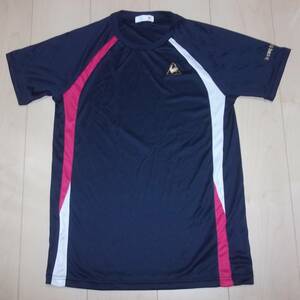 即決★美品☆le coq sportif（ルコックスポルティフ）☆DRY半袖Tシャツ☆色はネイビー★QTMLJA11MG☆サイズSS(身長157-163，胸囲81-87）☆