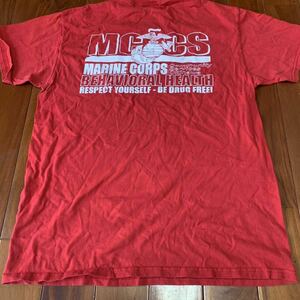 沖縄 米軍放出品 MCCS MARINE RED RIBBON 半袖 Tシャツ オシャレ ビンテージ レッド (管理番号D7)