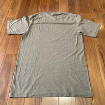 沖縄 米軍放出品 ミリタリー 無地 半袖 Tシャツ トレーニング ランニング 筋トレ スポーツ ブラウン (管理番号IJ25)_画像2