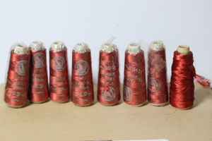 ^.-436 sewing-cotton 8 volume 120d/2 color :1018 red series set sale used 1 volume : height 12cm width 4.5cm weight 500g