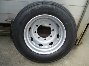 *MAXION 19.5×6.75 245/70R19.5 with tire wheel!*