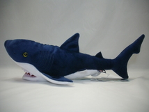 リアル ワールド ホオジロザメ ST ダークブルー ぬいぐるみ マスコット サメ 鮫　体長：３６cm_画像4