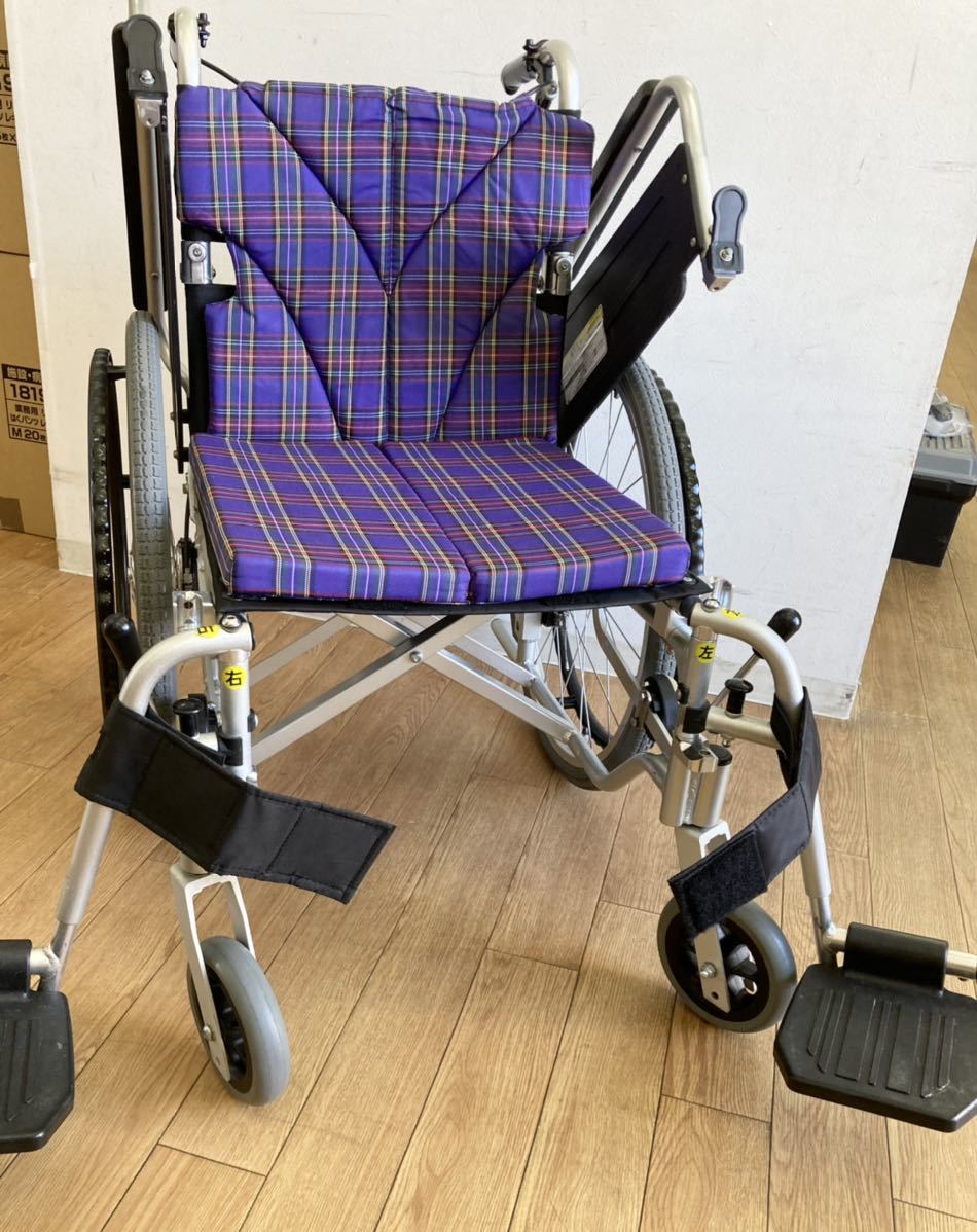 公式に取扱 車椅子 カワムラサイクル KA822B-N2 看護/介護用品